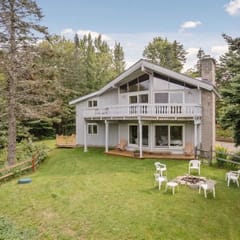 2358 North Hill