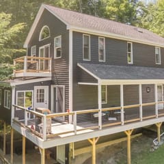 34 Hilltop