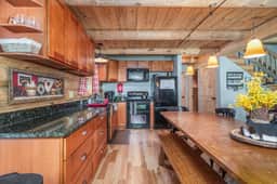 3215 East Hill - Image 4
