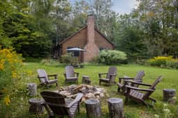 455 Woodmere - Image 2