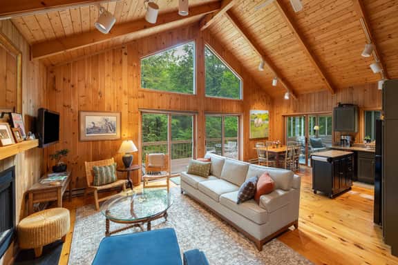 32 Hayscent Dr - Image 3