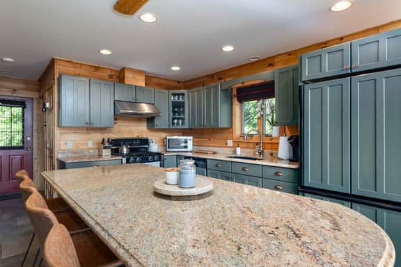 48 Highland Views - Image 3