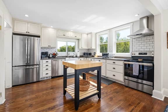 9 Ives Road - Image 2