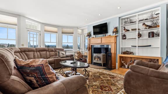 310 Hateful Hill - Image 3