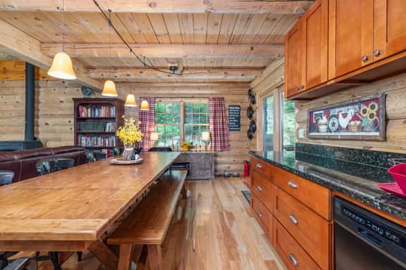 3215 East Hill - Image 3