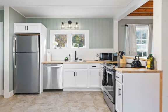 9 Meadow St - Image 4