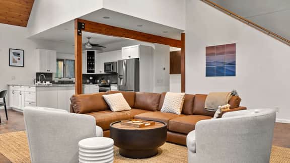 311 Woodmere - Image 4