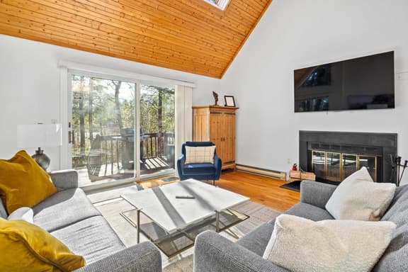 3 Bow North - Image 1
